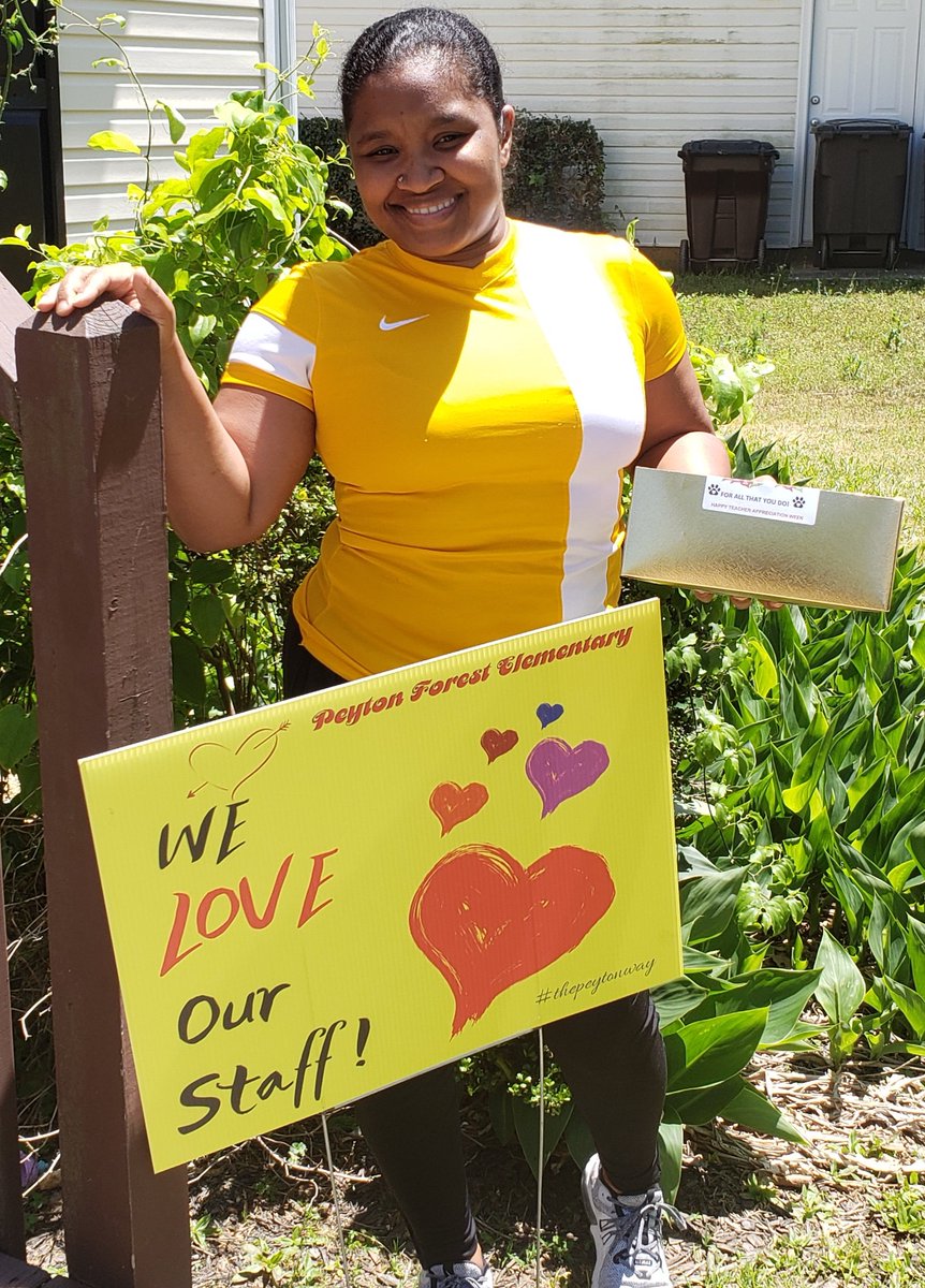 So this just happened! Thank you so much @peytonprincipal <a href="/APSPeytonForest/">APSPeyton Forest</a> <a href="/TamHarrisAP/">TAMIKA HARRIS</a> This was so thoughtful! #ThePeytonWay