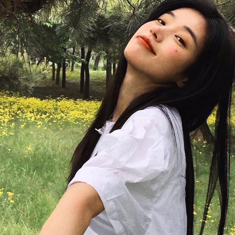 soIitarie's tweet photo. ela não é incrivelmente linda? minha menina é perfeita. https://t.co/stlyvS7YWq