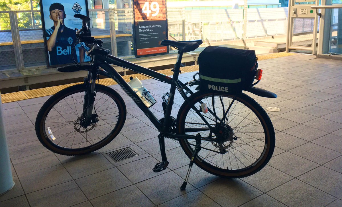 SgtJPonsioen's tweet photo. Great day out on the #bike today, my travels took me over the Canada Line bike bridge, on the trains, out at a number of stations from City Hall to Waterfront, finally seized some drugs and weapons.
Time to go home 👍
#bikecop #Patrol #transitcop #transitpolice https://t.co/DNaGDm8AIW