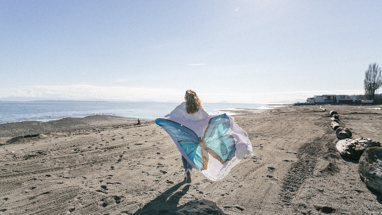 RE-EMERGE how will you choose to show up NOW? 🐦 - mailchi.mp/89c2b149fcc3/w…