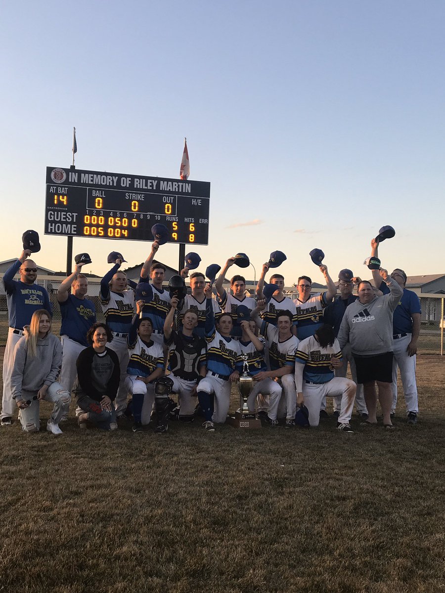 BuffsBaseba11's tweet photo. Today would have been the start of the 6th Riley Martin Memorial Tournament.  Even though we won’t be able to play ⚾️, we will always have the memories, smiles, laughs that Riley brought to us all.  Until we meet again....#RTM14 #Warrior https://t.co/yr0QYcs4sC