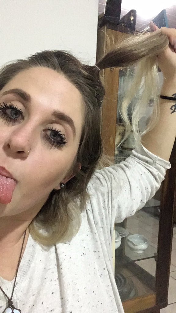 rubialuizaa's tweet photo. se descreva SÓ com imagens que você já tem, você NÃO pode procurar ou baixar uma nova https://t.co/RfSHNXDdSj