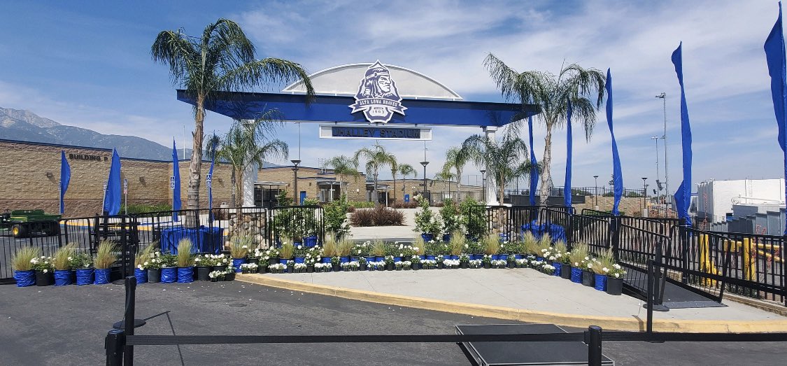 CJUHSD's tweet photo. Alta Loma H.S. is ready for their Class of 2020 Individual Graduation! https://t.co/mtc0GmtX2y