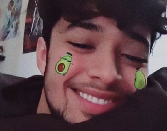 ilovecnco2's tweet photo. i love his smile 😍 #joelpimentel https://t.co/kR8lvWAD7X