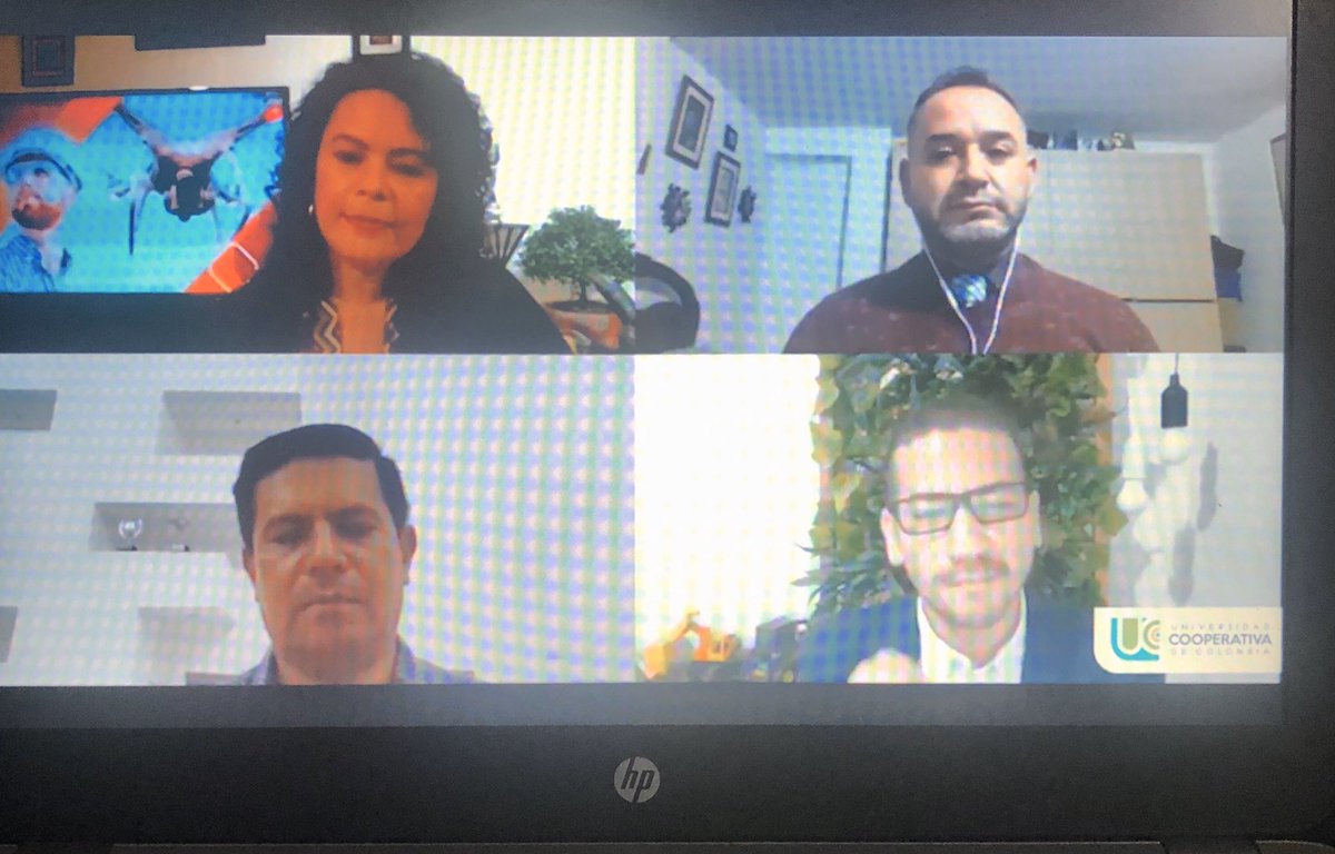 Patoizquierdo's tweet photo. Decano y jefe de programa ICIVIL @uccibaguespinal en el lanzamiento de #GeotopUCC https://t.co/5PRx0ay25A