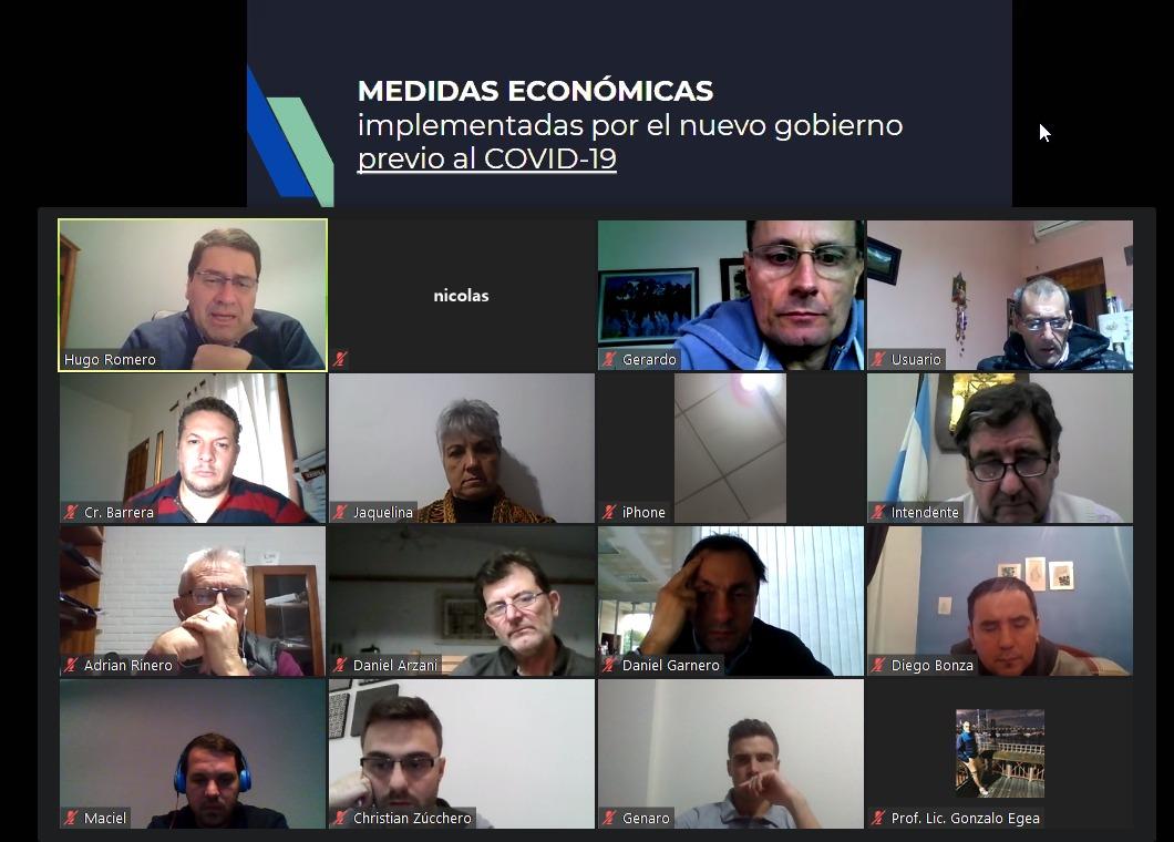 Estuvimos en reunión junto a intendentes y equipos de gobierno,  analizando la realidad actual de la economía e intercambiando ideas sobre la situación de los municipios.
Fortalecer el Municipalismo es clave para dar más y mejores respuestas a los argentinos.