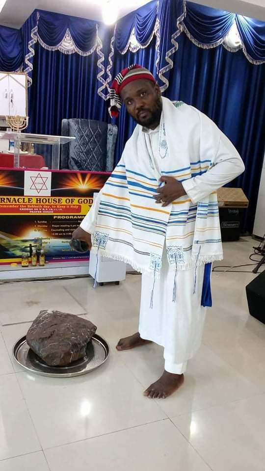 BiafraCalis's tweet photo. 2 Samuel 24:21

Then Araunah said, “Why has my lord the king come to his servant?” And David said, “To buy the threshing floor from you, in order to build an altar to the Lord, that the plague may be held back from the people. https://t.co/YAyXDF4D0X