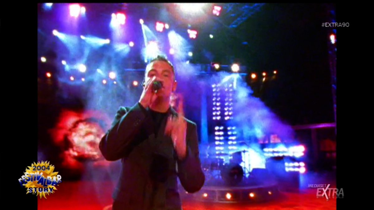 fabriziomico's tweet photo. Ti voglio bene di Tiziano Ferro mi è sempre piaciuta molto. Magari, se caricassimo anche il video in qualità HD sul canale ufficiale per farla conoscere a chi allora non c'era... #FestivalbarStory #MediasetExtra #Extra90 https://t.co/ggBLccvS6Z
