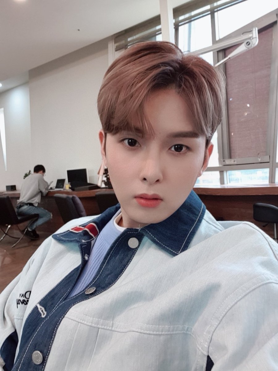 ryeowookpic's tweet photo. 200507 https://t.co/u0rQrDb9bO