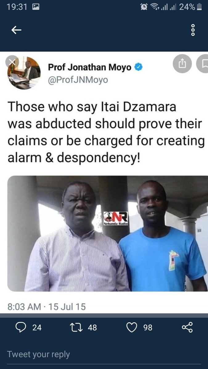 robertmoyo20's tweet photo. @ProfJNMoyo You are dangerous Mulevu https://t.co/oAimnB8KsM