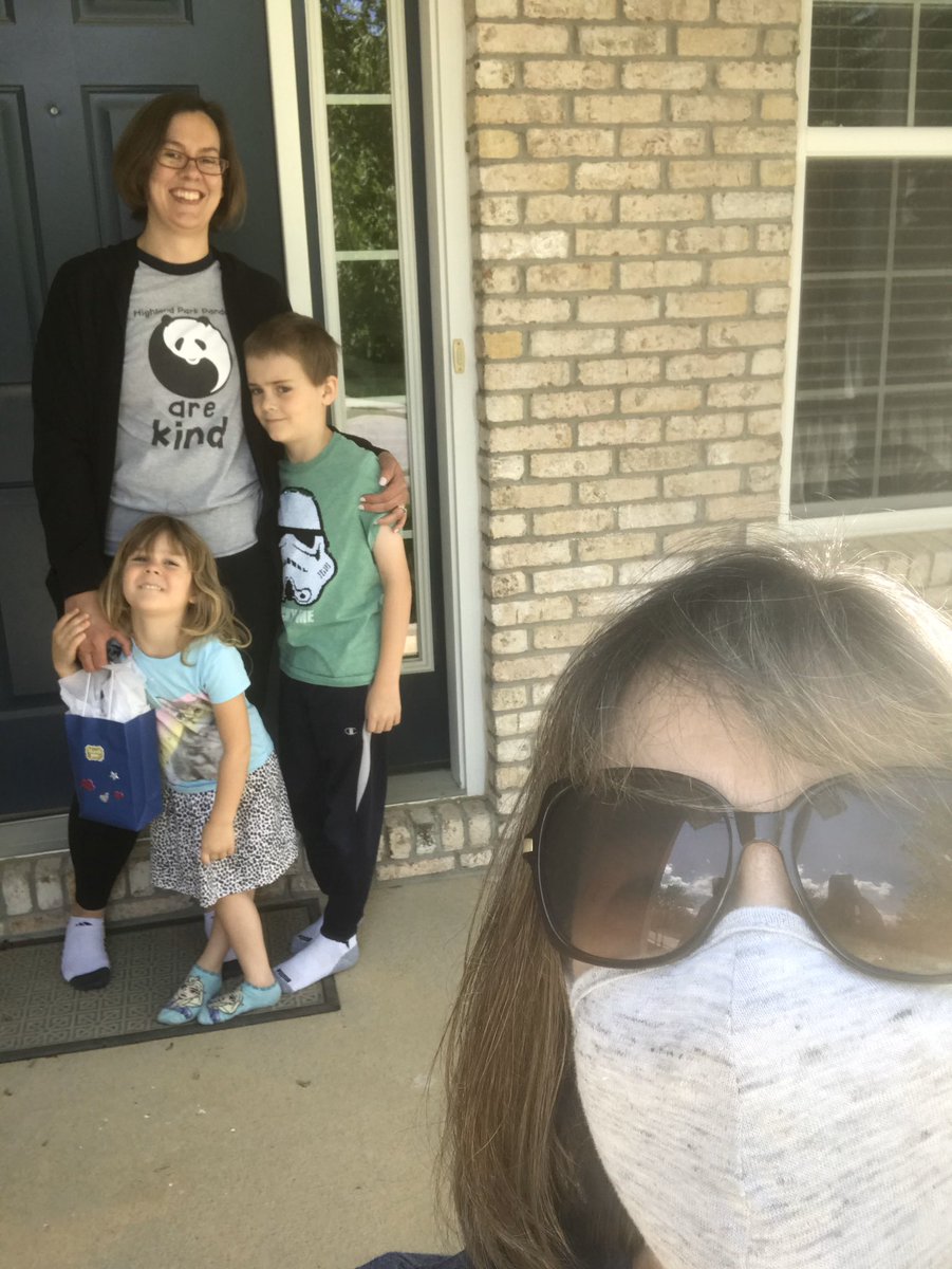 HP_Pandas's tweet photo. West Siiide Day 2! The @sommerdreamer stops - part 1. #TeaceherAppreciationWeek #Proud2BeHP #Proud2BeMCCSC @PTOHighlandPark @MCCSC_EDU @HT_InSchool https://t.co/9KhfbifXyB