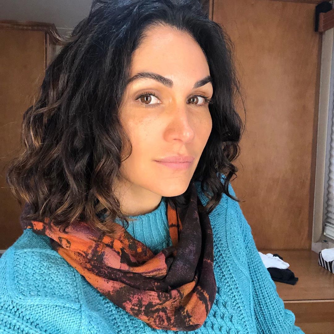 1. Help us wish the happiest of birthdays to <a href="/LelaLoren/">Lela Loren</a> (who we stole this photo from). 

2. Can we discuss Marguerite Olsen's impeccable sweater game? #AmericanGods