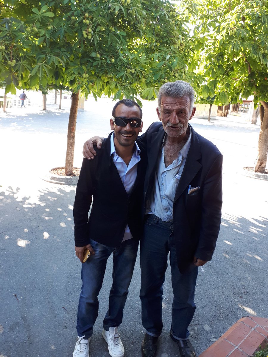 selim kaya yeni menejerini  belirledi bizde hazırız diyor (at yarışları başlasın diyor)