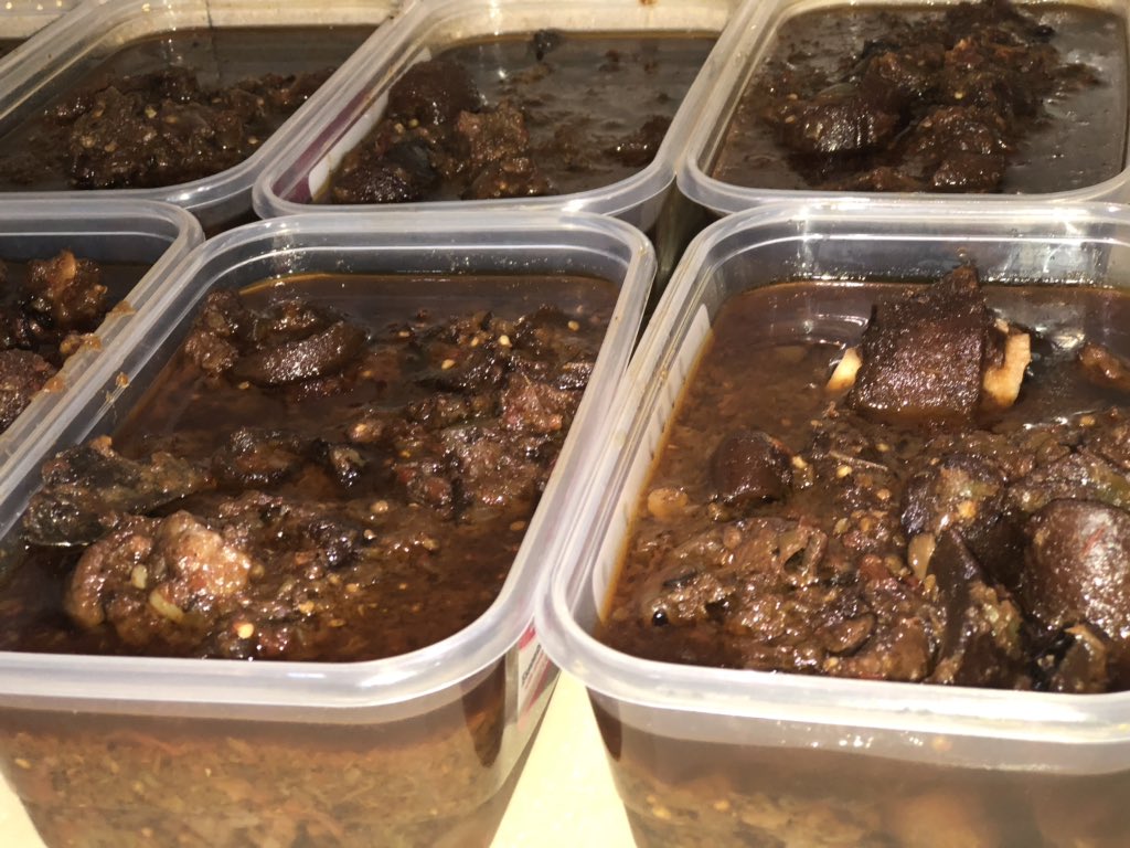 OfadaXpress's tweet photo. Tag someone who you know loves ofada ๐
Place your orders for tomorrow now !
Order our rich tastee ofada/ ayamashe sauce and ofada rice. Order for friends and family, surprised loved ones.
#extendlockdown #StaySafeWithZenith #ayamashe #ofadasauce #COVID19 https://t.co/EvnBjtuPpV