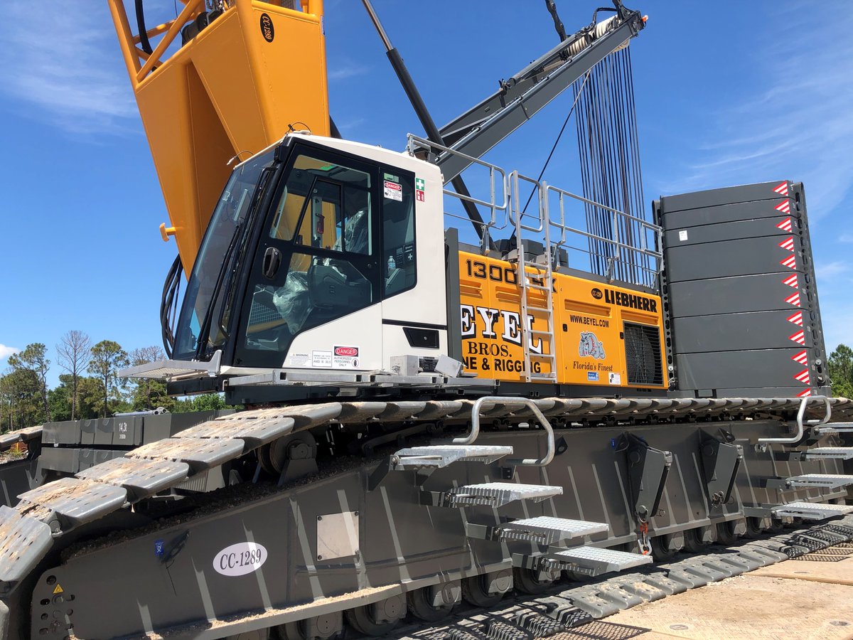 BeyelCrane's tweet photo. Need a crane? Call Beyel Brothers at 1 (844) 90-BEYEL or visit https://t.co/IRzOZuMHhK for all your Crane, Rigging, Heavy Haul & Marine Service needs. #cranes #rigging #crawlercranes #Beyel #FloridasFinest #TeamBeyel #Florida #liebherr #lr1300 https://t.co/GrZc1o2gmy