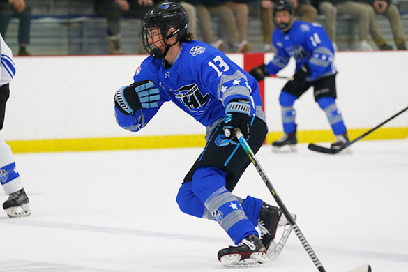 NAPHL's tweet photo. #NAPHL Advancement Alert: @CarshieldHockey 18U forward and All-Star Adam Rischbieter (@arisch1313) has signed an @NAHLHockey tender agreement with the @BrownBearsNAHL https://t.co/EcNJ1anX8Q https://t.co/6w9LNscljL
