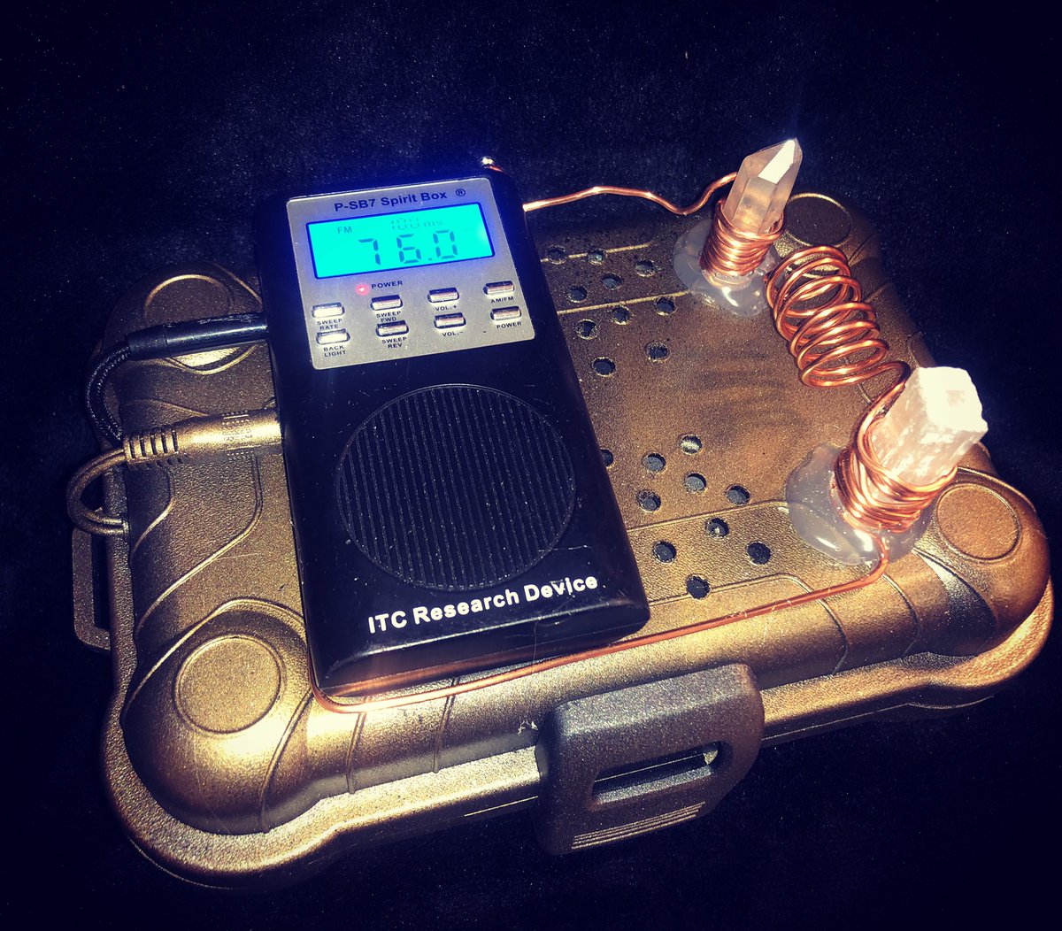 southernaftlife's tweet photo. After weeks of improvements and upgrades the Afterlife Portal Box is ready for the field! I may even take this thing out tonight! #psb7 #portalbox #afterlife #paranormalinvestigator #paranormal #evp #crystals #talktothedead https://t.co/8Dm4QyUVAk