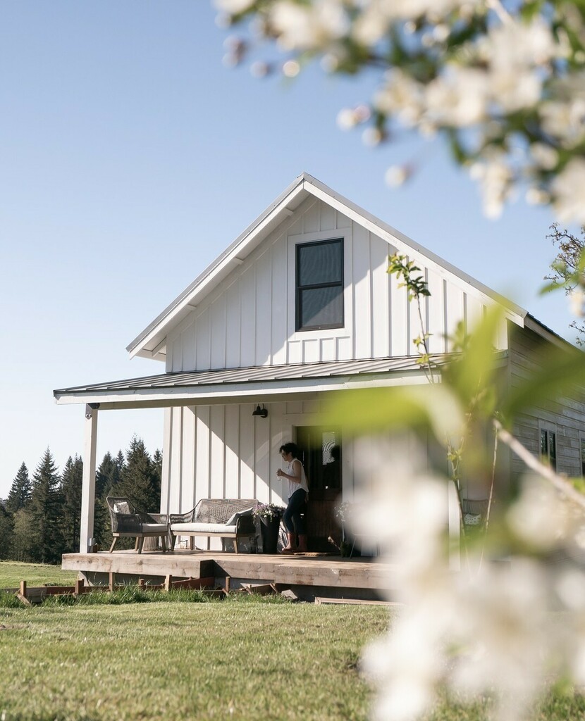 eatgron's tweet photo. How are you hanging in there at home? 🏡⁠
.⁠
.⁠
.⁠
#groncbd #gronchocolate #adaptogens #adaptogenic #cbdsupplement #cbdsupplements #cbd #cbdinfused #pdxnow #portlandmade #womanowned #fairtrade #chocolate #fairtradechocolate #veganchocolate #craftc… https://t.co/GebOL1tmXH https://t.co/W3LJFifqAd