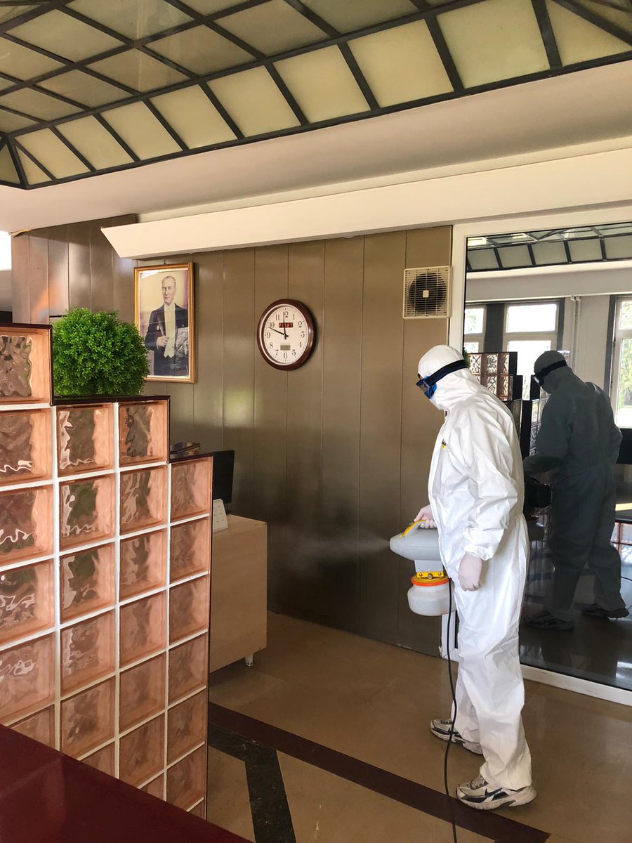 Virüs İlaçlama
Çin’de kendini gösteren ardından tüm Avrupa’ya ve dünyaya yayılan corona virüs tüm önlem ve tedbirlere rağmen ülkemize de giriş yapmıştır. yigitcevre.com/virus-ilaclama… 
#coronavirüs #virüsilaçlama #dezenfekteilaçlama #kemirgenilaçlama #haşereilaçlama #ilaçlama