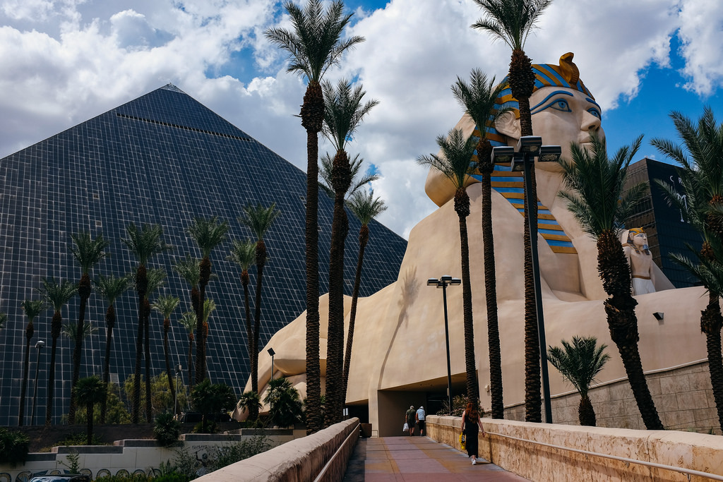 𝘢𝘳𝘵𝘺𝘱𝘪𝘤𝘵𝘶𝘳𝘦 (@artypicture) on Twitter photo 