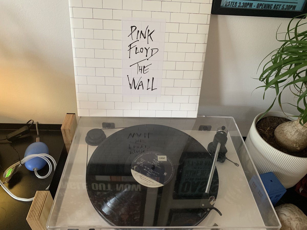 29) as someone who absolutely loves Pink Floyd, even raised on them from a young age, i find myself flip flopping between “this is peak Roger Waters’ pretentiousness” and “wow, Roger Waters is a fucking genius” depending on how i feel when listening to it