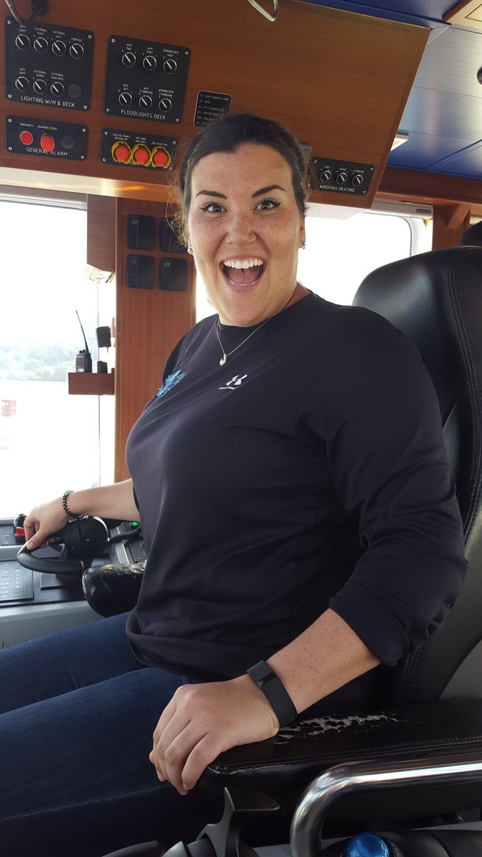 nshelESL's tweet photo. Not necessarily the BEST travel pictures, but maybe my coolest travel adventure- piloting a tugboat through the Panama Canal! #AHSWorldLanguages #WeAreAtlee #StudentTeachingAdventures #PanamaAdventures https://t.co/09JHEXxrgq