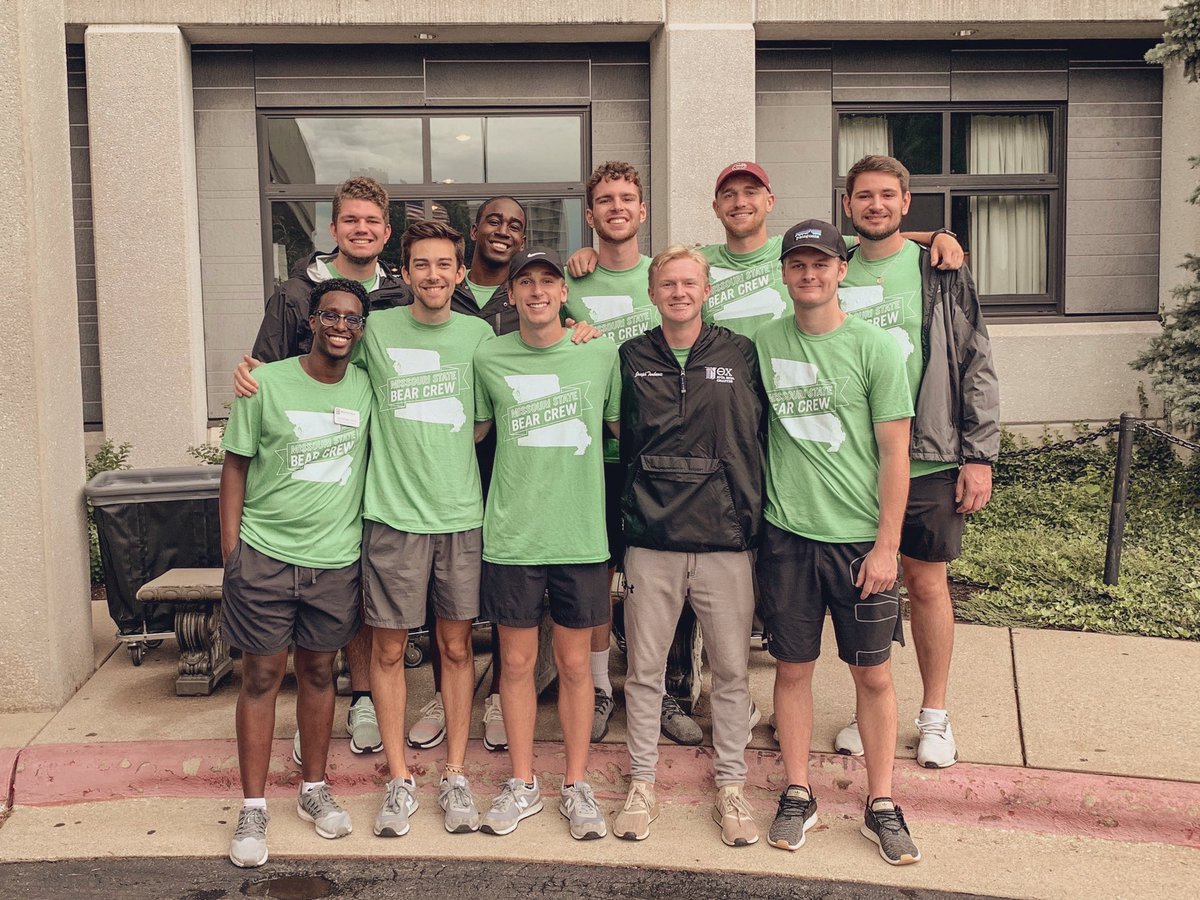 MOStateSBP's tweet photo. Next spotlight goes to @mostatefsl and @mostatethetachi. Their support this year was amazing to have. It was nice to see FSL chapters at a lot of @MOStateSGA events. I have enjoyed being a part of a community that pushes and supports each other for the past 4 years! https://t.co/Ms07ft2egJ