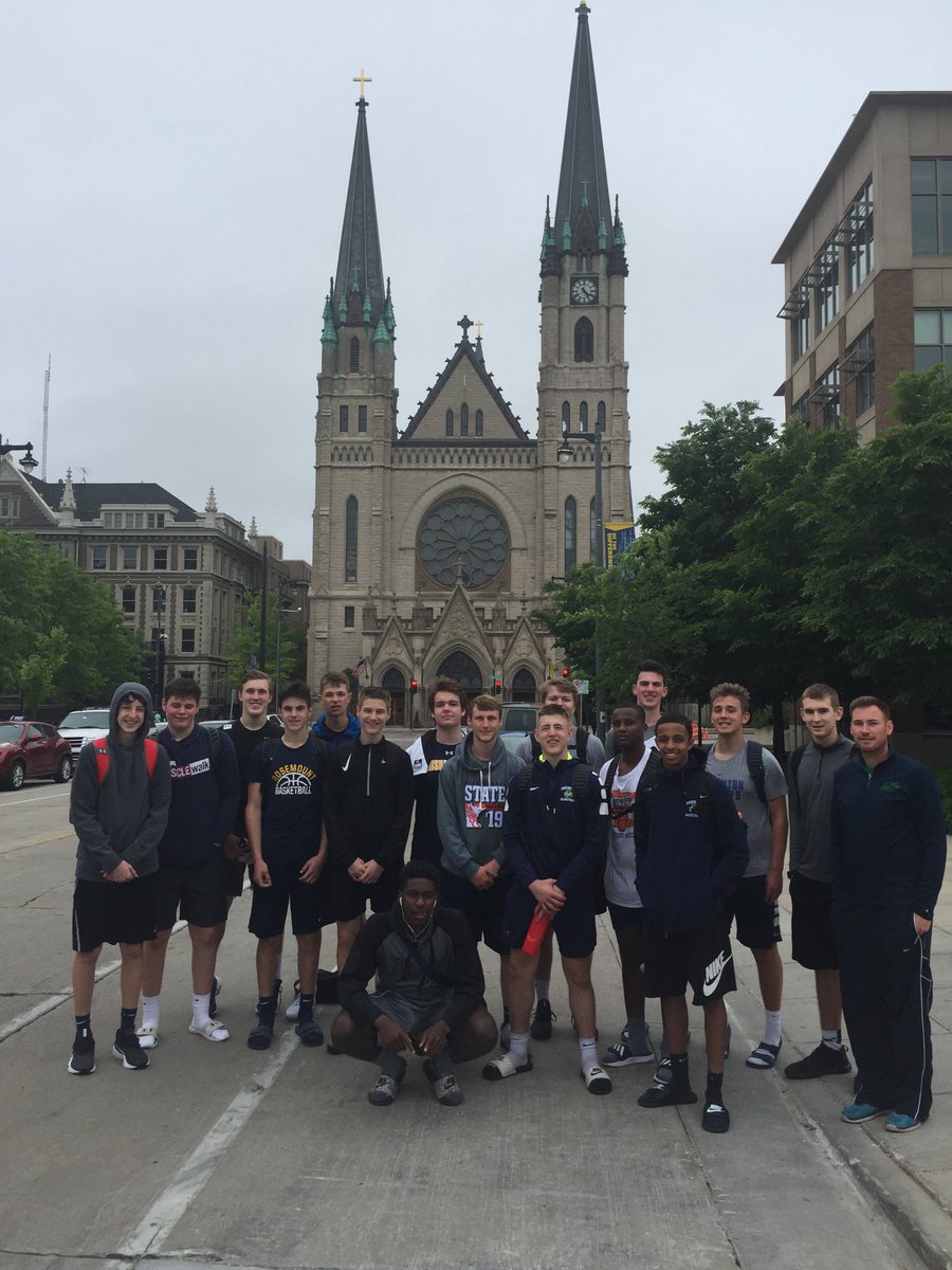 Rosemount Boys Basketball tweet media