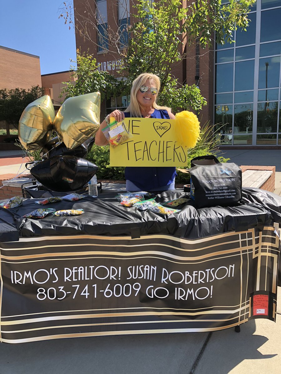 IrmoPtso's tweet photo. Thank you to our sponsors for @IrmoHigh Teacher Appreciation celebration!  #PTS💛 @rlhardyus @TerriDBrock @SusanRobertso18 https://t.co/5VSyauRUAv