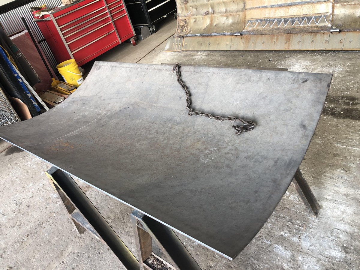 BerryTractor's tweet photo. Check out this reskinning job on the blade of a D61PXi-23...

#BerryTractor #HeavyEquipment #Construction https://t.co/TdODRwRXex