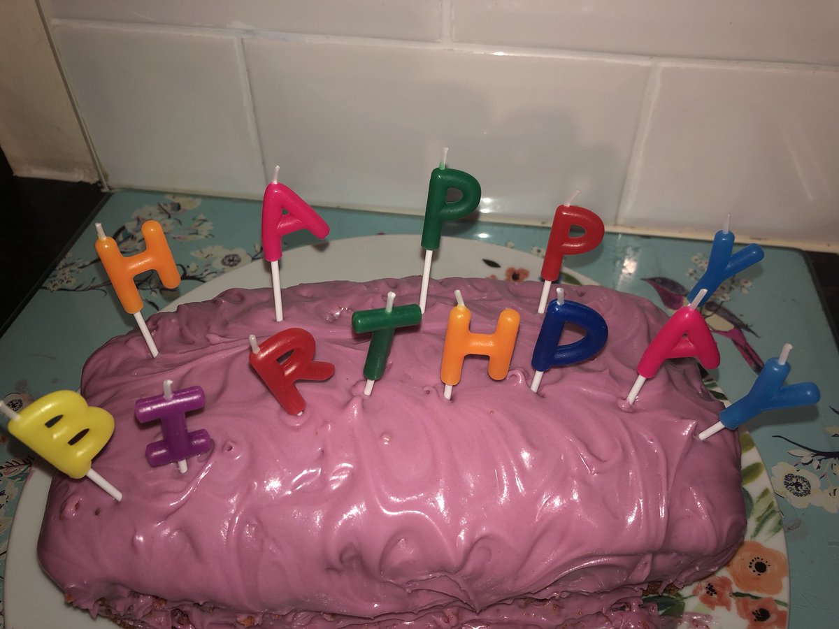 SammyConnell1's tweet photo. It’s hubby’s birthday tomorrow and the little one was desperate to make him a pink cake 🙈 I must stress, this isn’t our best work! #cakedisaster https://t.co/F9KHLSZOjh