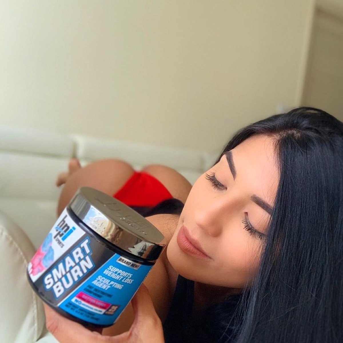 ShoppiFit's tweet photo. Acabo de incorporar este producto de #bpisports a mi rutina. Estimula la grasa para usarla como energía. Me lo tomo 30 mins antes del cardio en ayunas o antes de mi entrenamiento. ¡Me encanta! 😍😍😍 🛒Ordena el tuyo en https://t.co/iGh0JCxvKm
🚛El Envío es gratis. SIEMPRE. https://t.co/JRy9q5pzPG