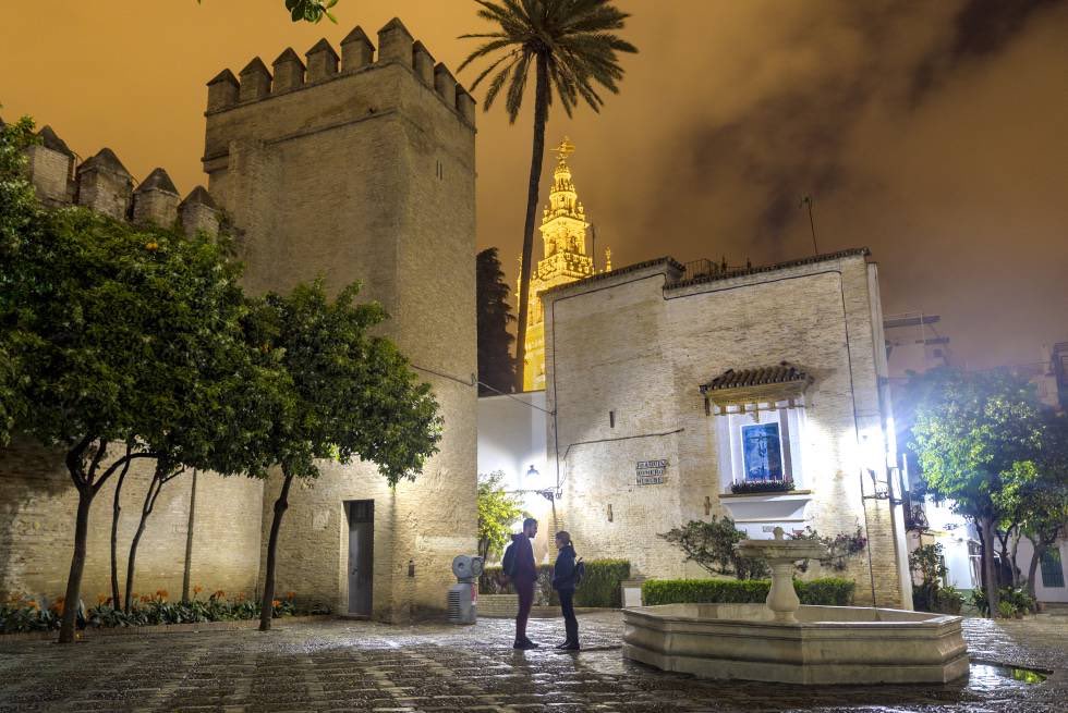ArcoDelPostigo's tweet photo. Vivir un amor en Sevilla debe ser como vivir un amor de película... https://t.co/tnU8VzYEwr