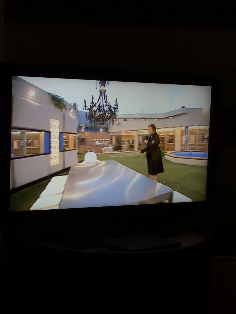 rmcgurk's tweet photo. Thank You @bigblagger for this Summery throwback during quarantine! Hard to believe this was almost 14 years ago! This was always so exciting! @ThisisDavina showing us the house, the Diary Room chair, and finally the housemates! ๐
๐#BigBlagger #BigMutha #BBUK #BB7 #TBT ๐๐ค https://t.co/Z7KoSNfJn5