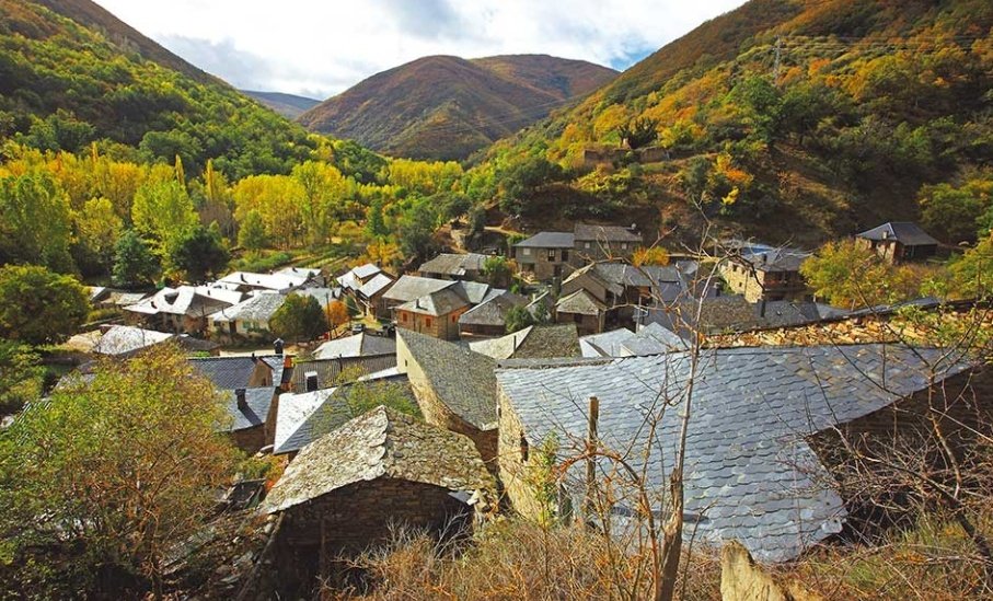 Raulbarri20's tweet photo. Que mal lo vamos a pasar los leoneses sin poder salir de la provincia... No ser de León, es mala suerte

#leonesp #regionleonesa

MONTAÑAS
📍 Babia 📸 Marta Sahelices
📍 Valdeón 📸 AjlNature
📍 MontesAquilanos 📸 Cardibalia Comunicación
📍 La Cabrera 📸 Javier Elcuaz 

HILO ⬇️ ⬇️ https://t.co/rBJKlXLSjZ