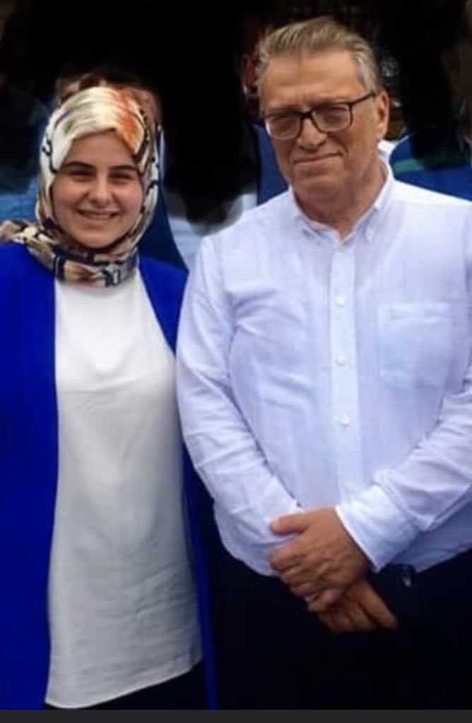 Başbakanımız ve değerli hemşehrimiz Sayın Ahmet Mesut Yılmaz Beyefendi başarılı bir beyin ameliyat geçirmiştir.  Kendisine ve ailesine geçmiş olsun dileklerimi iletir, acil şifalar dilerim.