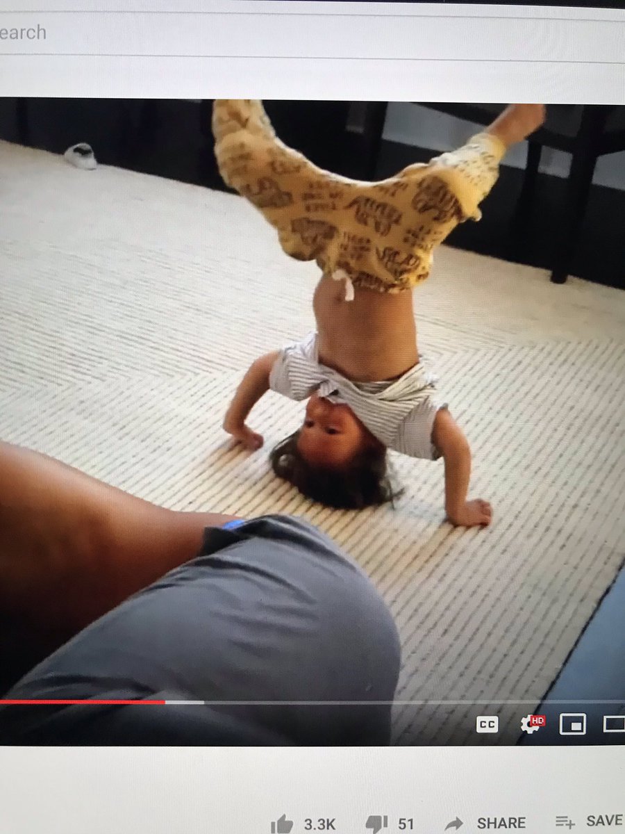 tarrynveeb's tweet photo. Landons headstand was amazing.... @kerenswan @khoa_nguyen https://t.co/sJEKRfr9Go
