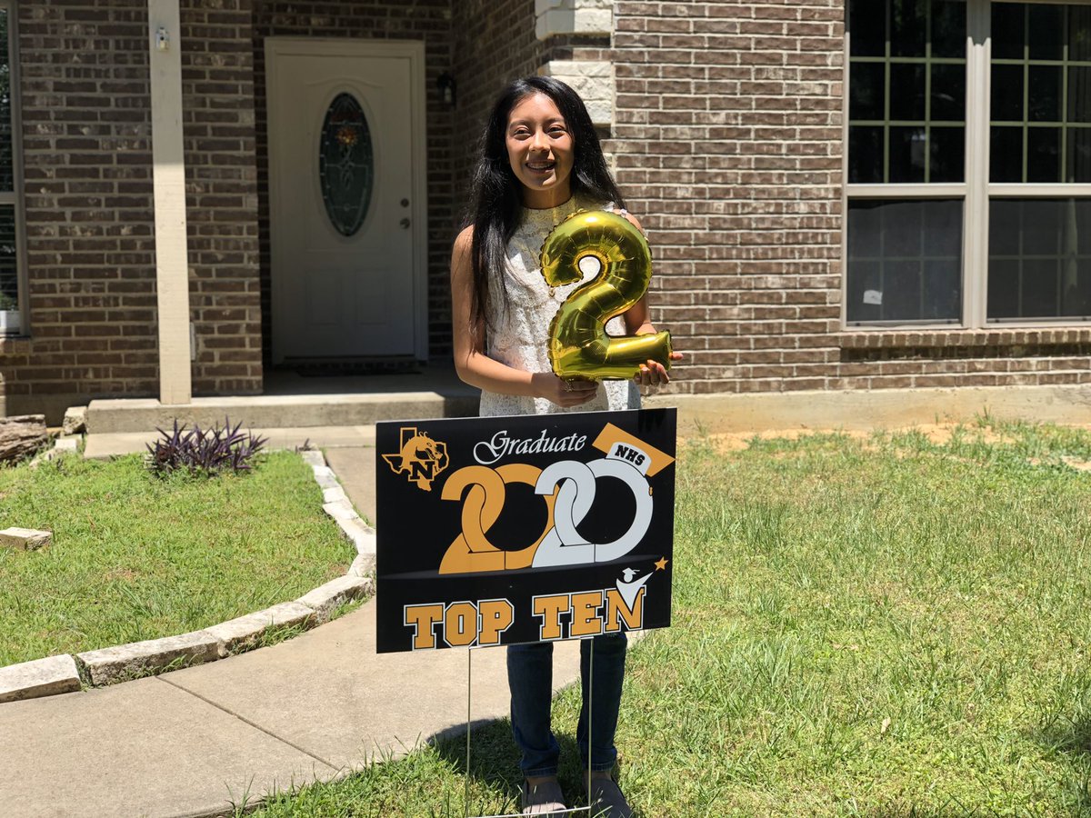 NacogdochesHS's tweet photo. Drumroll please .... your @NacogdochesHS #2 Salutatorian is Monica Hernandez!!!! Congratulations! @nacisd #smartdragons #Gr8x2BaDRAGON https://t.co/WfHn9ByExI