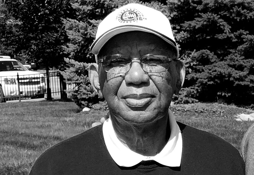 Ruben Burks was a trailblazing union worker who fought “for what is right and just.”Because of the pandemic, his family could not be with him when he died.“That was the most tragic thing,” says his son, “because he was always there by our side.” http://nbcnews.to/2SlT7uN 