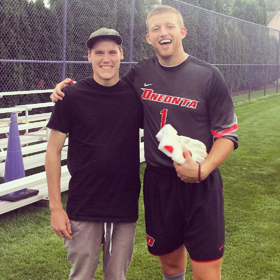 superkeeper33's tweet photo. HBD Young 1. Always stylish. Always khakis. Always a good pal. Love ya brotha! @iStikfigure #AndyMac https://t.co/HMzYdHC0BB