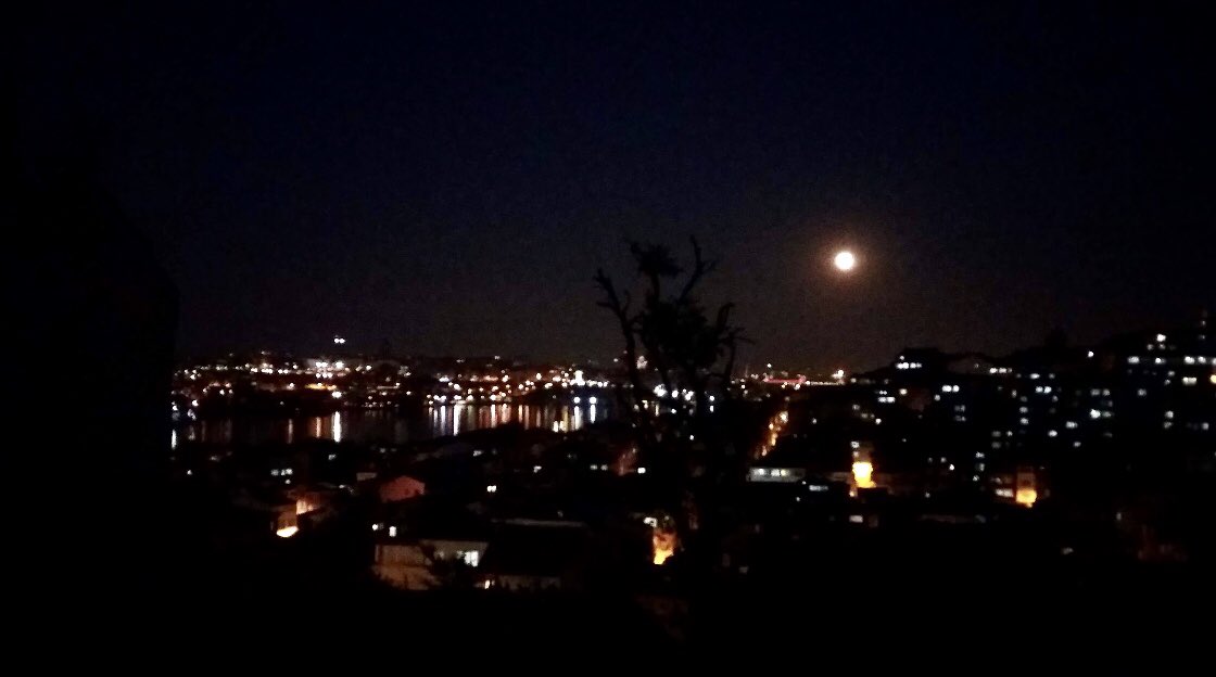 Molla_Aski's tweet photo. 🌃#Gecesi güzel, 🌇#Gündüzü güzel  Ahh Güzel #İstanbul... https://t.co/044erlFd48