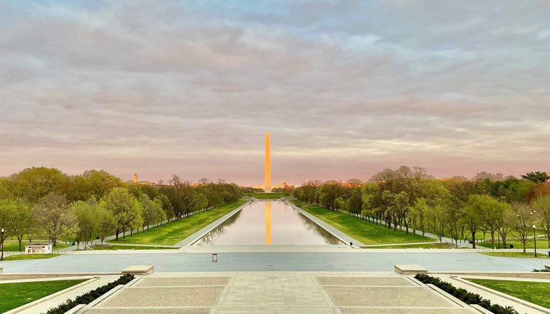 washingtondc's tweet photo. Things to Do This Weekend in #WashingtionDC: Stay Home Edition https://t.co/NPsjqTCcwh (📷: IG/jesseaustinpoore) #MyDCcool https://t.co/qd12G46vyq