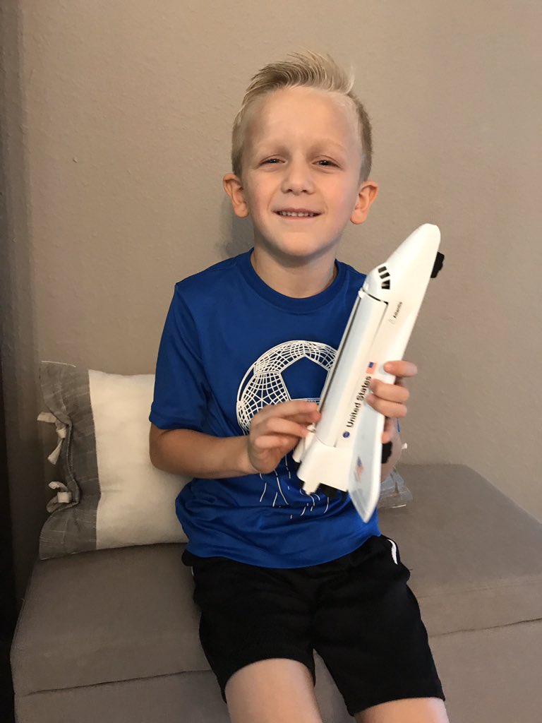 CrenshawNFirst's tweet photo. Landon had a blast doing a scavenger hunt with Mrs. Davila yesterday on Google Meets. It made his day that he got to show his spaceship 🚀 ❤️ @WISDHardy https://t.co/6seymg1yi2