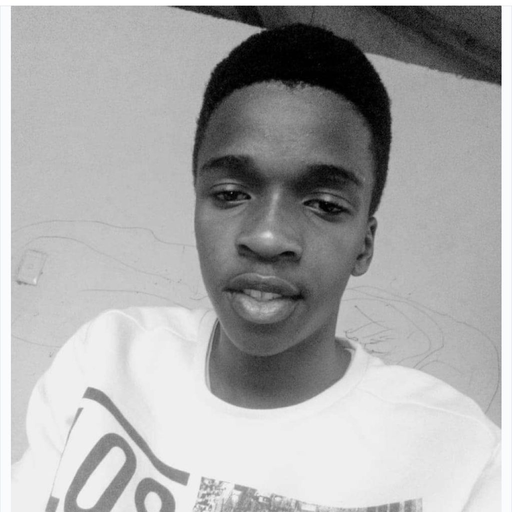 MahlatsiPretty's tweet image. Can #JusticeForBobo be taken seriously, like the #justicefornene case

And let&apos;s not forget we lost thoriso #justiceforthoriso the same way 😭🥺🥺
Rest in peace to Bobo, nene and thoriso 🥺