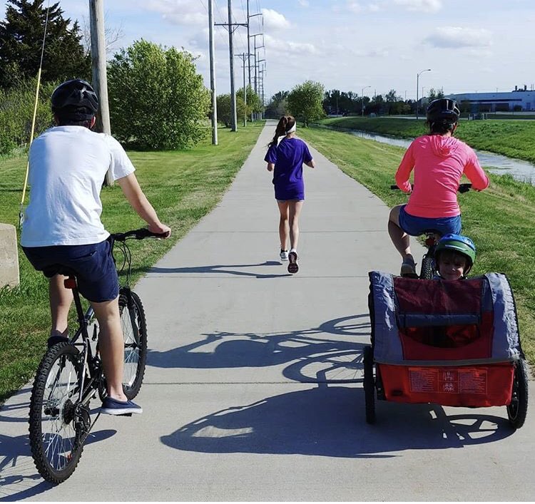 natlanae's tweet image. Yesterday I ran 10 miles! That’s a new PR in distance running!! @AuroraMiddlePE #KeepRunning #stayactive #stillrunningstrong