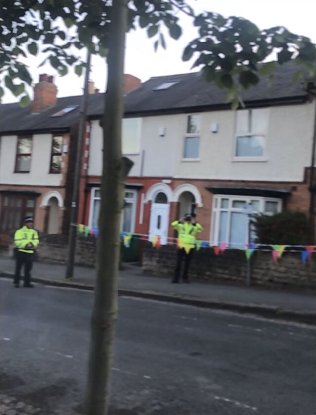 lentondrives's tweet photo. Just wanted to say a big thank you to our CPOs from @CP_CentralWest for helping to make our neighbour feel special on his 98th birthday!! 🥳🥳🥳🥳🥳🥳🥳🥳🥳🥳 https://t.co/cnRiQqbP9D