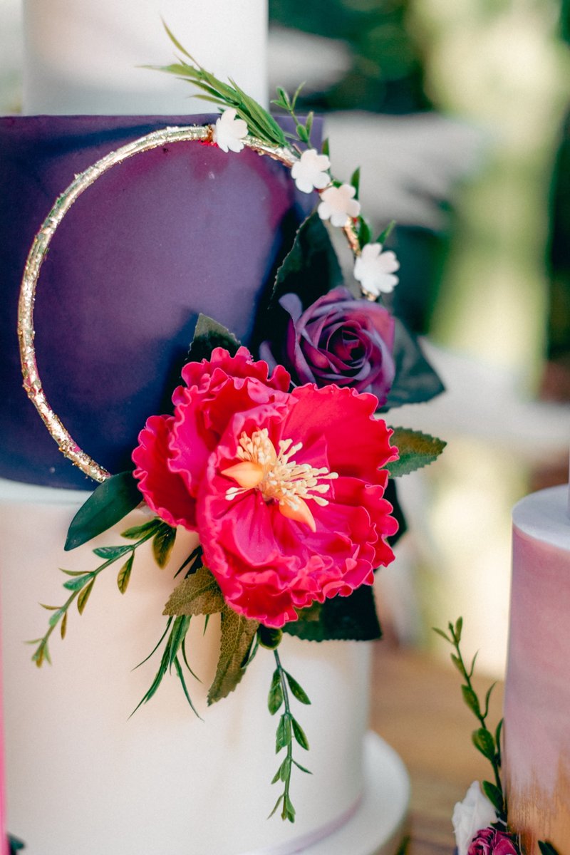 MonetEvents's tweet image. Did you know there is also reference, in Ancient Roman times the groom would break a loaf over the brides head for luck. Now days the cake can be used as a main focal feature &amp;amp; some are truly a work of art! if you need to some inspiration on your wedding design, give us a call