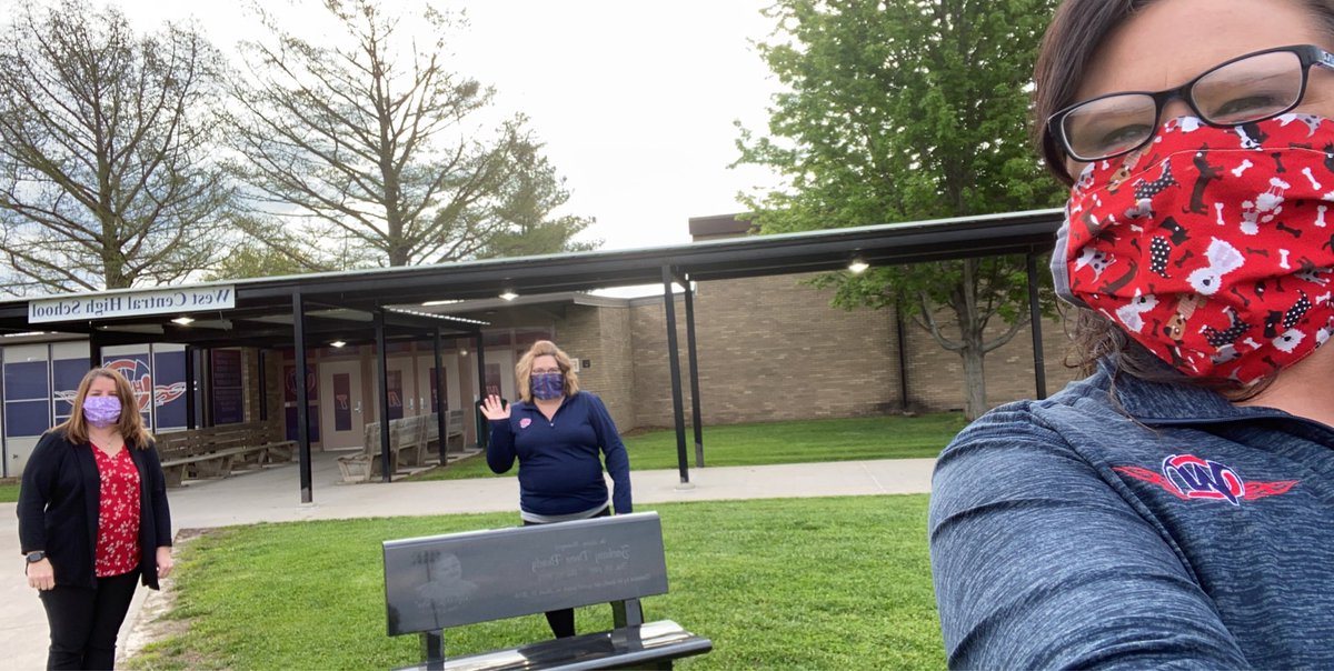West Central’s version of graduation this year!! Board members wishing them well as they leave! ❤️💙❤️💙 #WCHeatPride <a href="/WCDistrict235/">WC District 235</a> <a href="/shanebtucker/">Shane Tucker</a>