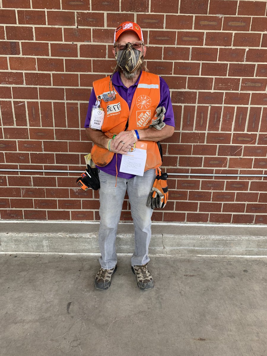 Fantastic Customer Service and work ethic out of Pro Loader Jeff Mansfield at HD1512!  He never stopped hustling carts and sanitizing them for eight hours. Way to go! #refuse2lose @TJ77HD <a href="/JoshHersh2/">Josh Hersh</a> <a href="/ScaggsKatie/">Katie Scaggs</a> <a href="/DNehk/">Dawn Nehk</a> @specialtyasm <a href="/TeresaHRHD/">Teresa Smith</a> @HDHardenburger