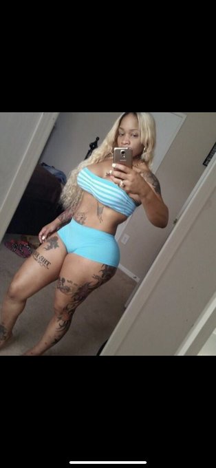 Lil #tbt https://t.co/sJmMq1SZNV<a href="/tag/tbt"class="tags">#tbt</a>